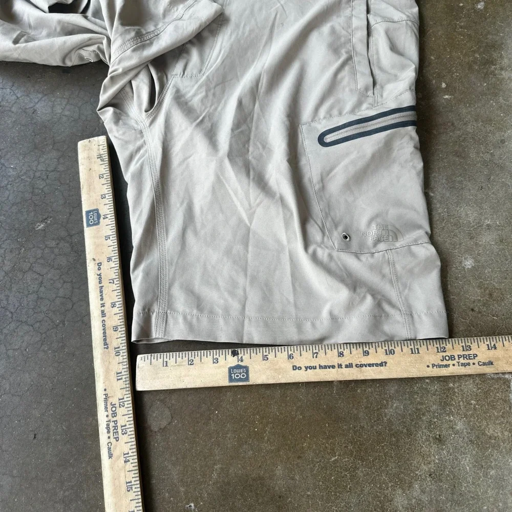 The North Face Hiking Shorts Mens 40 Tan Excellent Belted Cargo Outdoor Pocket